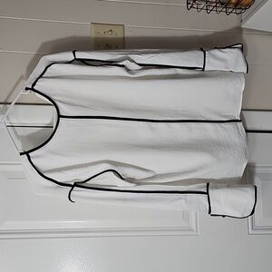 Notations Ivory Blouse with Ebony Accents